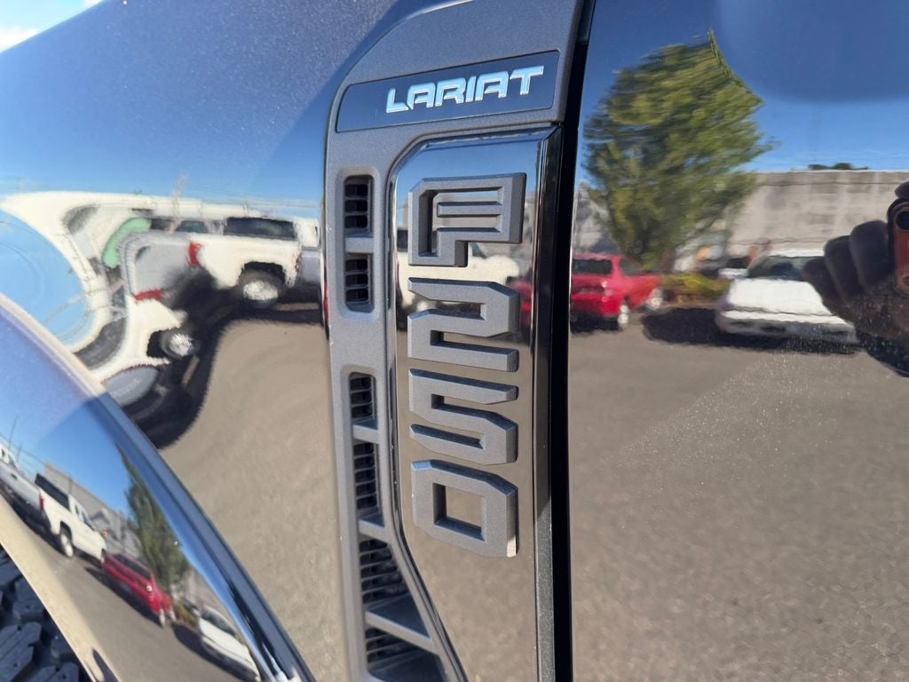 2026 Ford F-250SD Lariat ROUSH