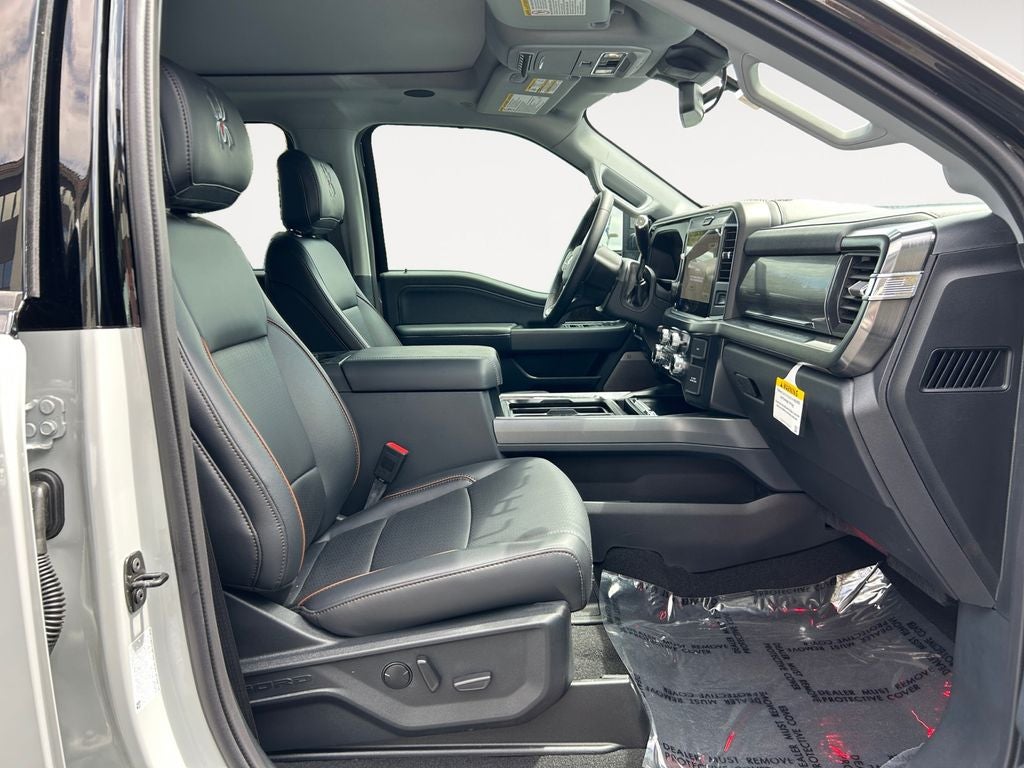 2025 Ford F-250 Black Widow Lariat
