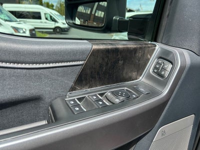 2025 Ford F-250 Black Widow Lariat