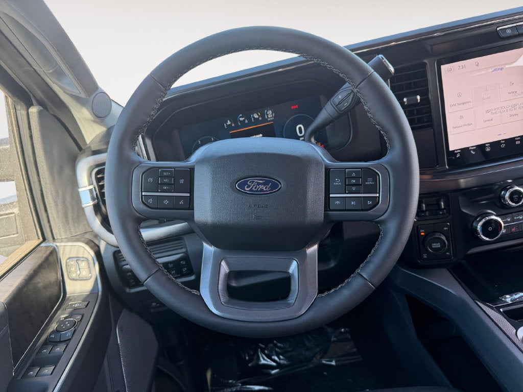 2027 Ford F-350SD Lariat