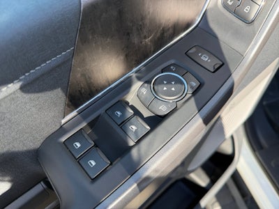 2027 Ford F-350SD Lariat