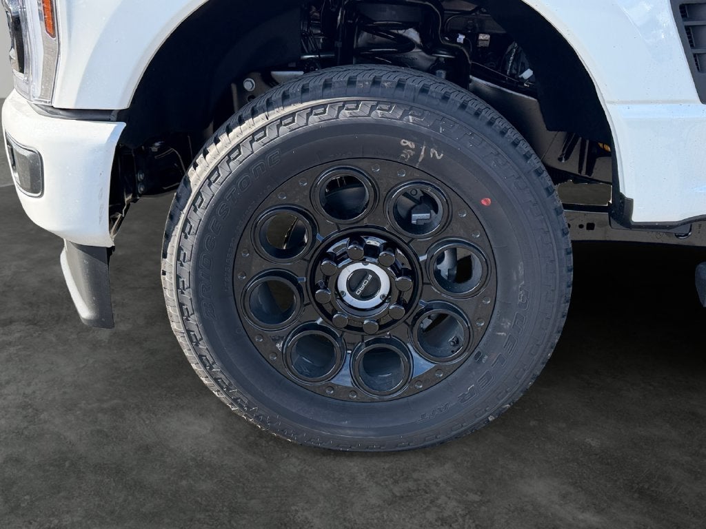 2027 Ford F-350SD Lariat