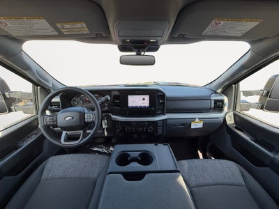 2027 Ford F-350SD XLT