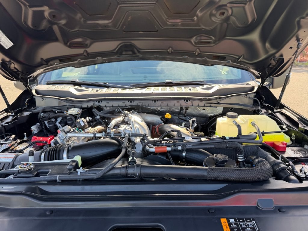 2027 Ford F-350SD XLT