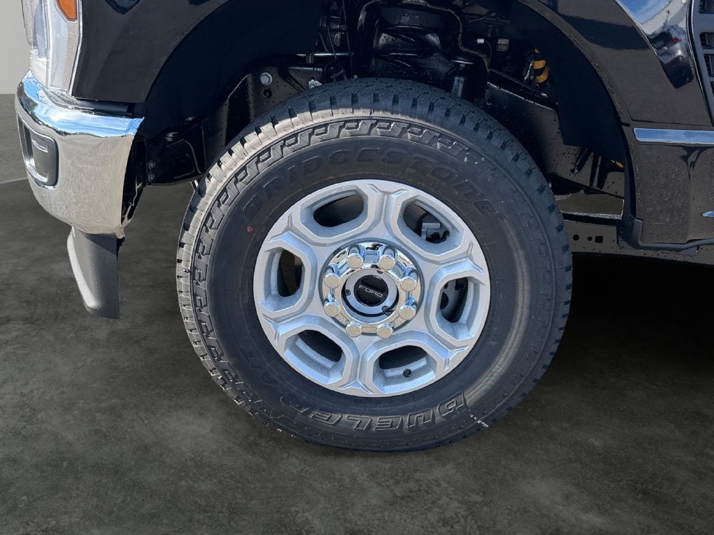 2027 Ford F-350SD XLT