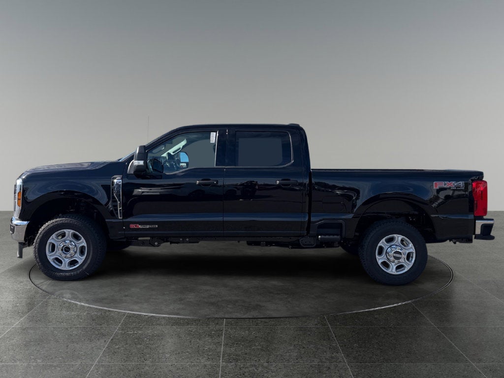 2027 Ford F-350SD XLT