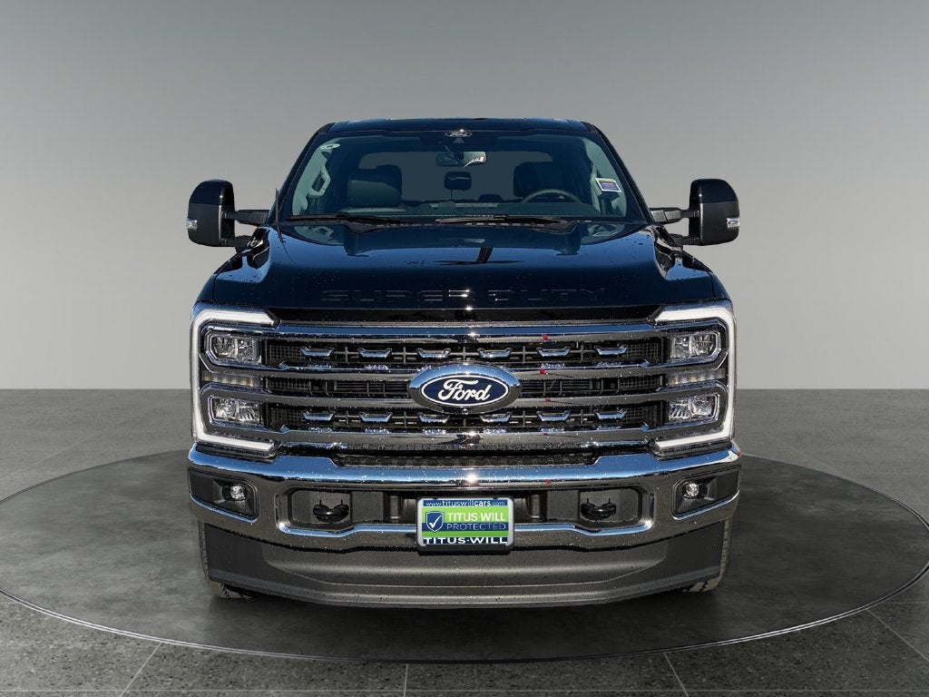 2027 Ford F-350SD Lariat