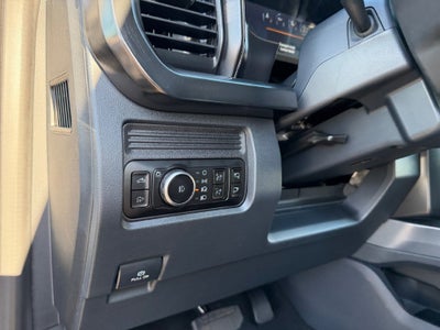 2027 Ford F-350SD Lariat