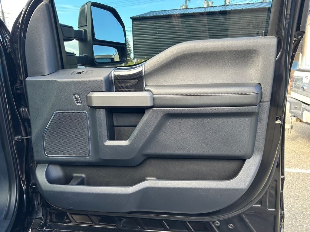 2022 Ford F-350SD Platinum