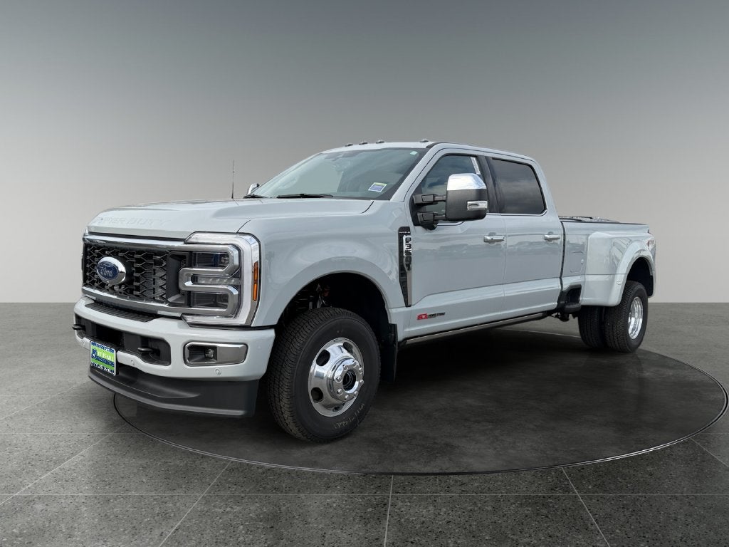 2026 Ford F-350SD Platinum DRW
