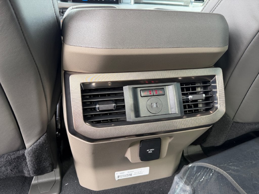 2026 Ford F-350SD Platinum DRW