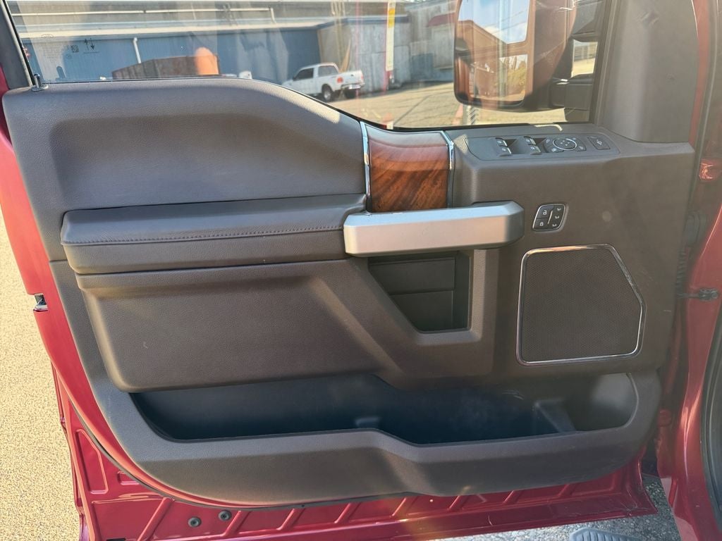 2022 Ford F-350SD Lariat DRW