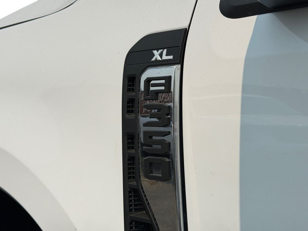 2026 Ford F-350SD XL DRW