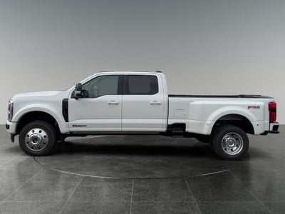 2026 Ford F-450SD Platinum