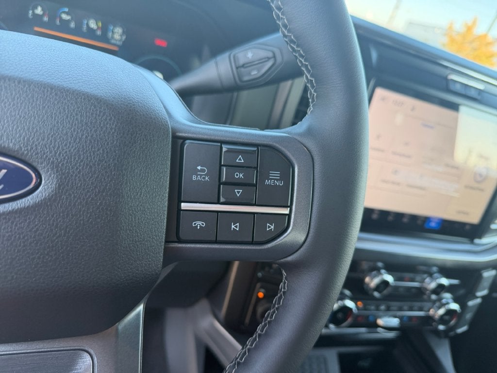 2027 Ford F-450SD Lariat DRW