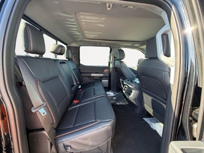 2027 Ford F-450SD Lariat DRW