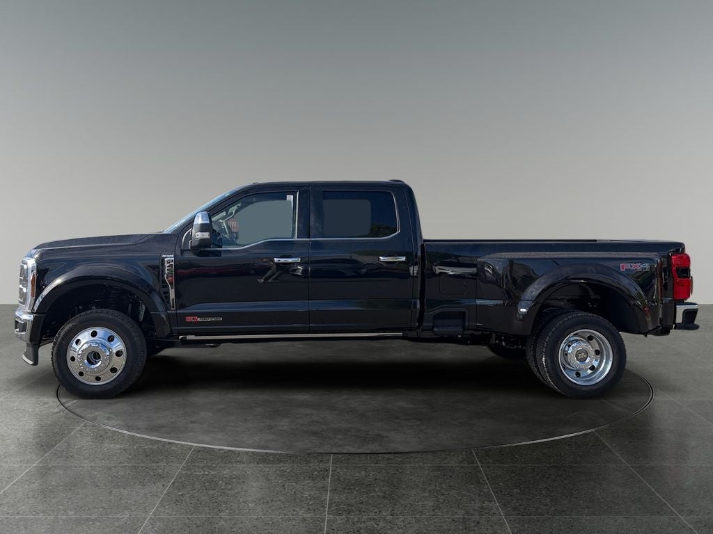 2026 Ford F-450SD King Ranch DRW