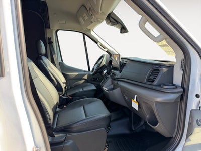 2027 Ford Transit-250 Base