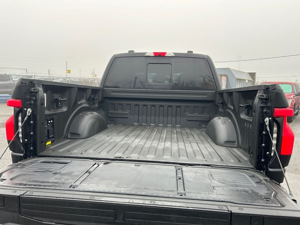2023 Ford F-150 Lightning Lariat