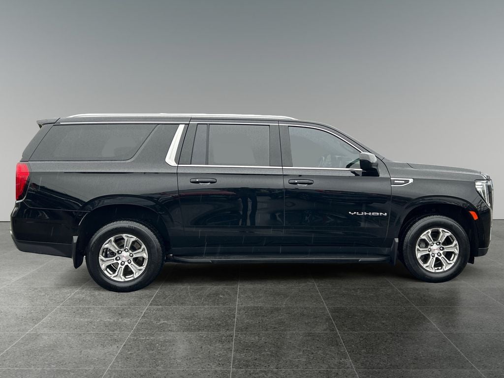 2022 GMC Yukon XL SLE