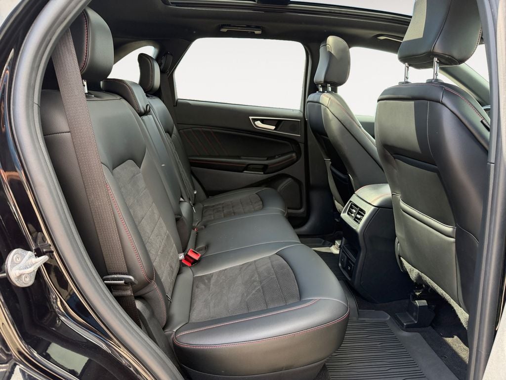 2020 Ford Edge ST Line