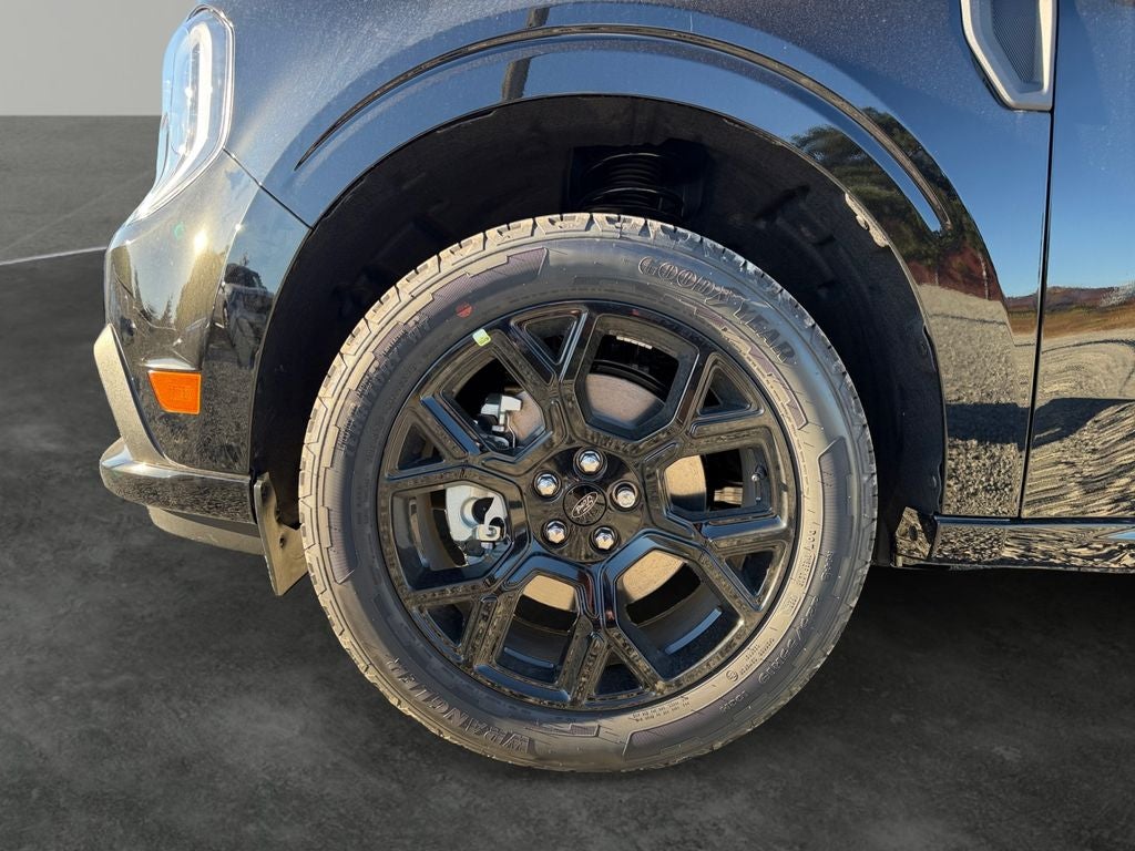 2026 Ford Maverick Lobo Standard