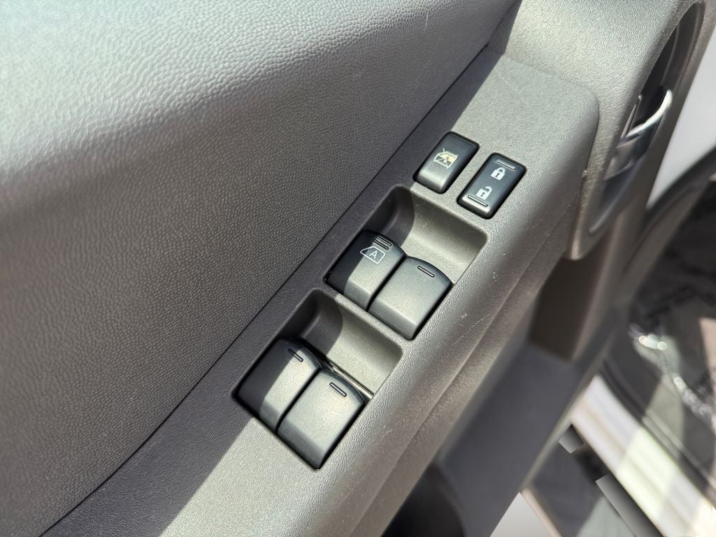 2015 Nissan Xterra S
