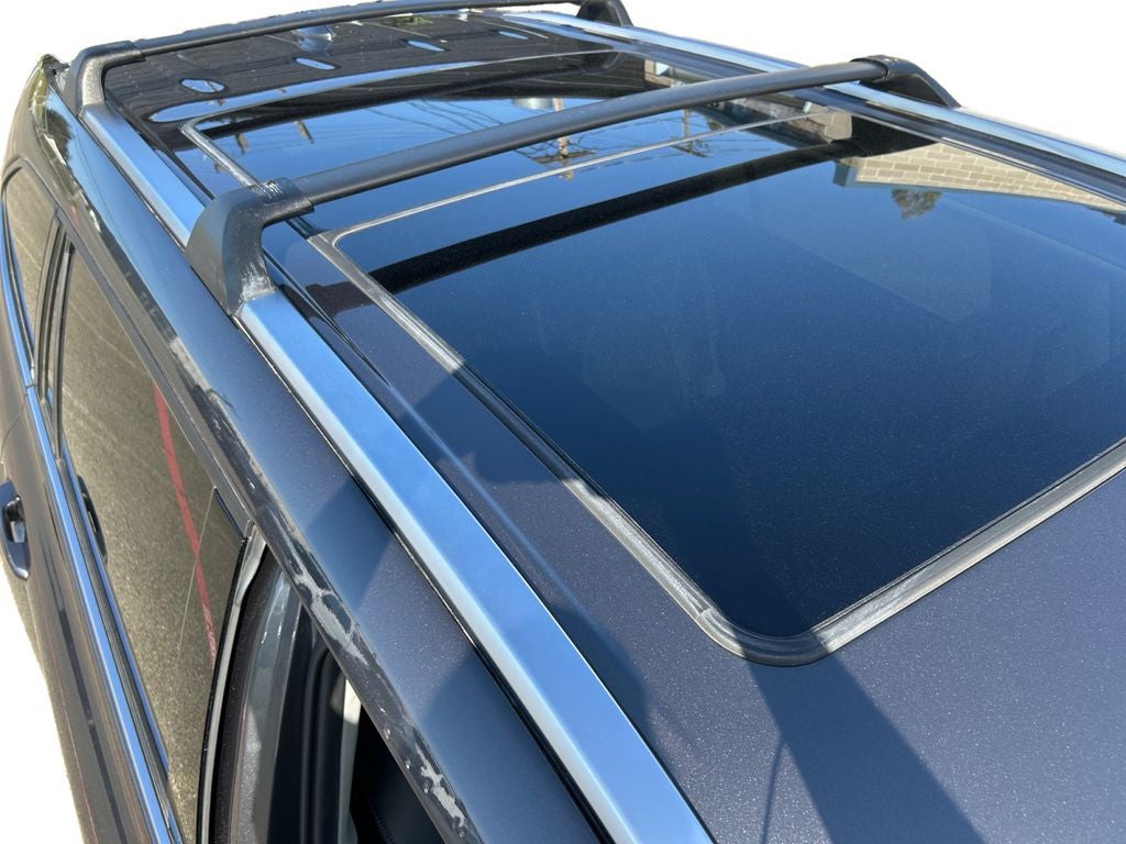 2023 Toyota Highlander Hybrid Platinum