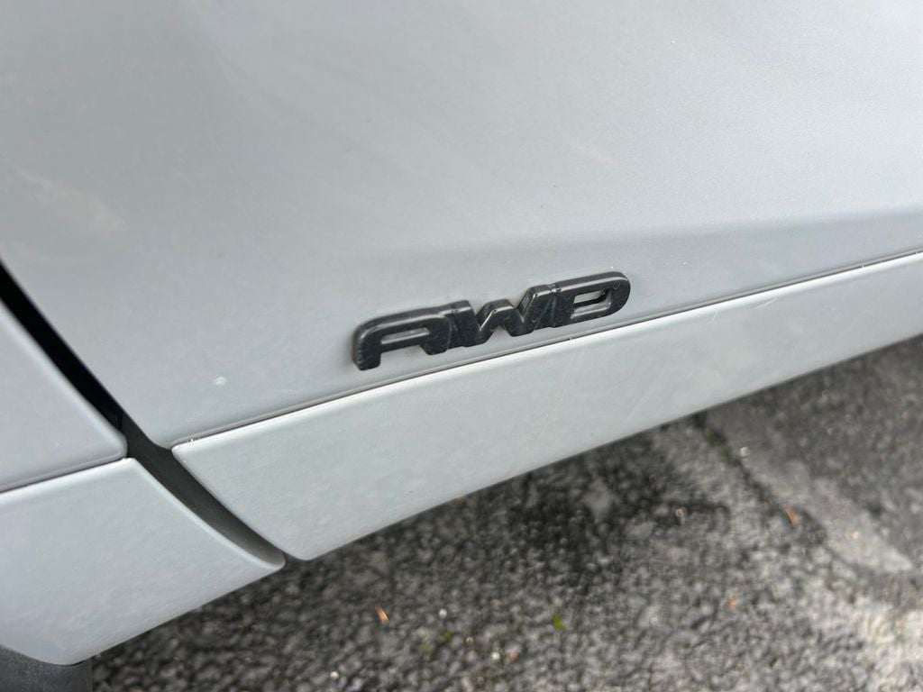 2024 Toyota Highlander Hybrid XLE