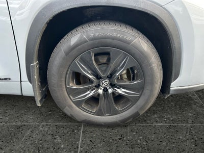 2024 Toyota Highlander Hybrid XLE