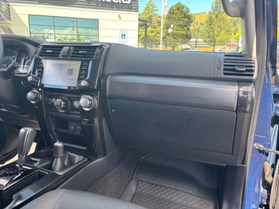 2020 Toyota 4Runner Venture