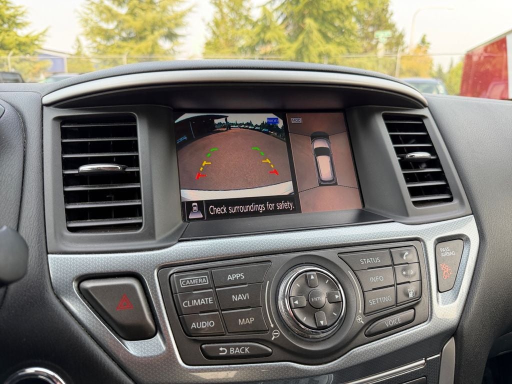 2019 Nissan Pathfinder SL