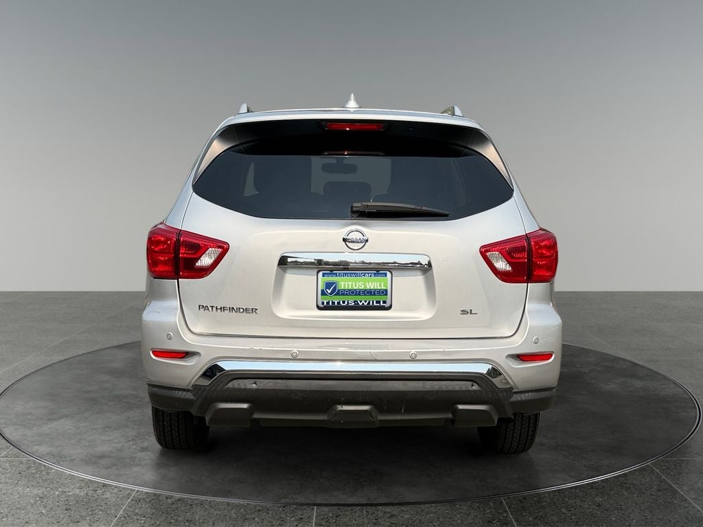 2019 Nissan Pathfinder SL