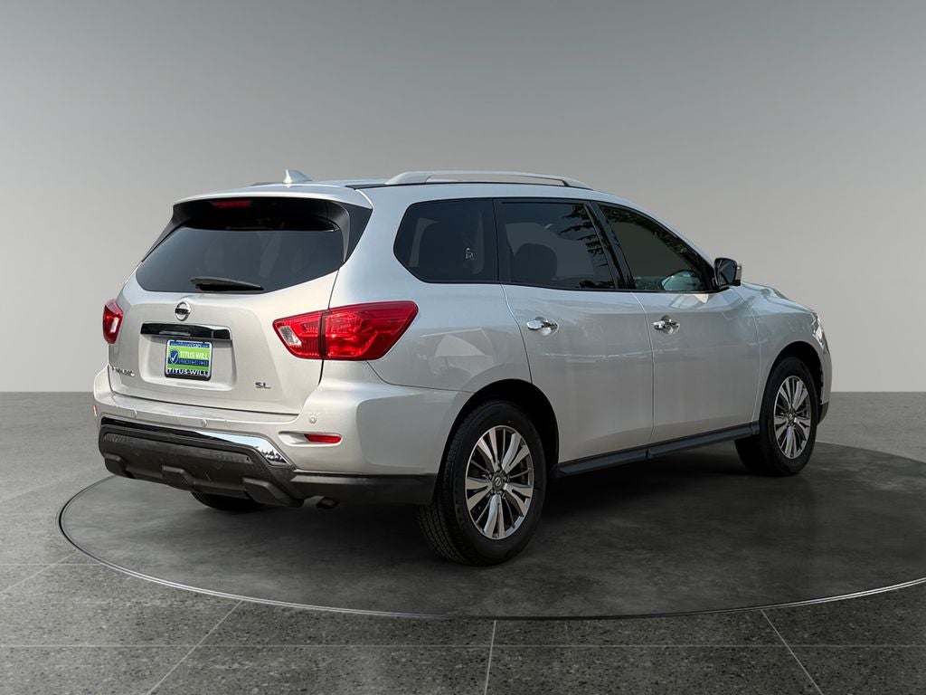 2019 Nissan Pathfinder SL