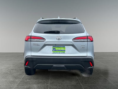 2024 Toyota Corolla Cross XLE