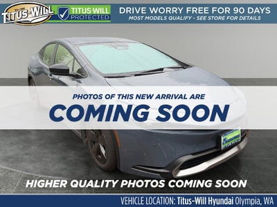 2025 Toyota Prius Plug-In Hybrid SE