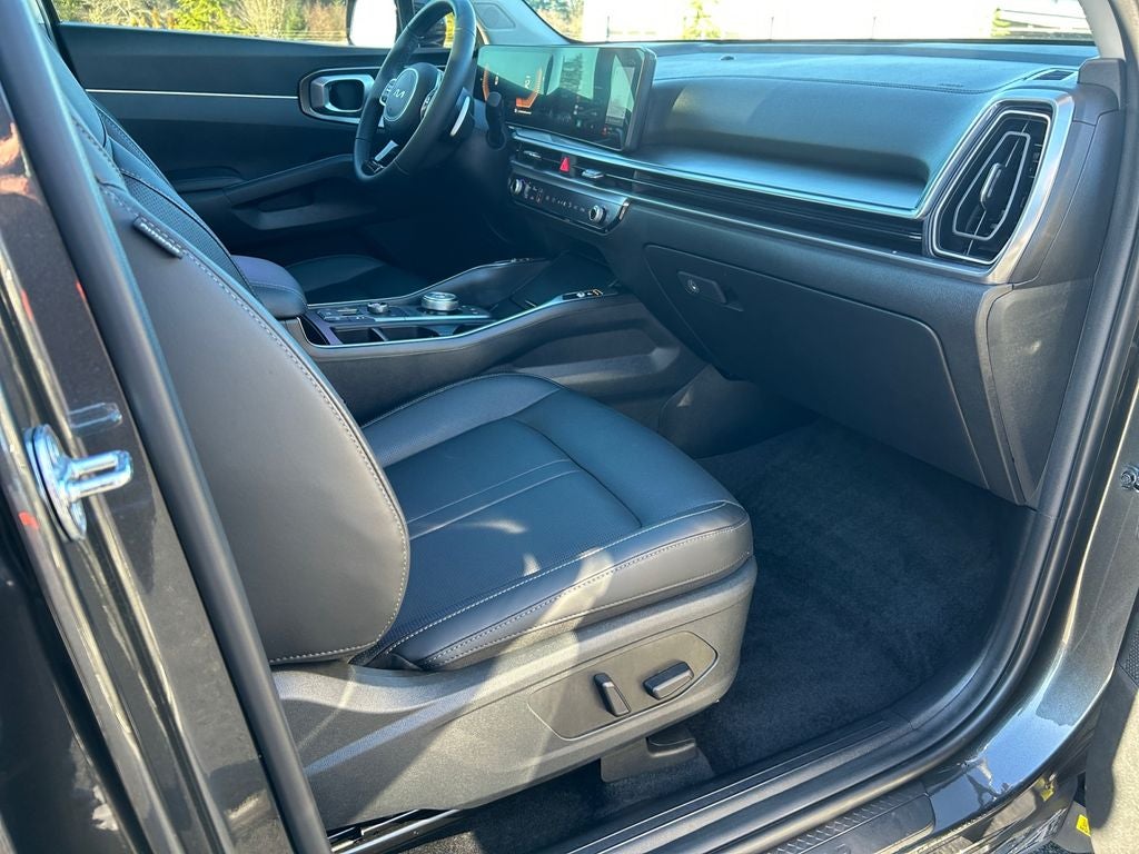 2025 Kia Sorento Hybrid EX