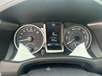 2022 Toyota Tacoma SR5 V6