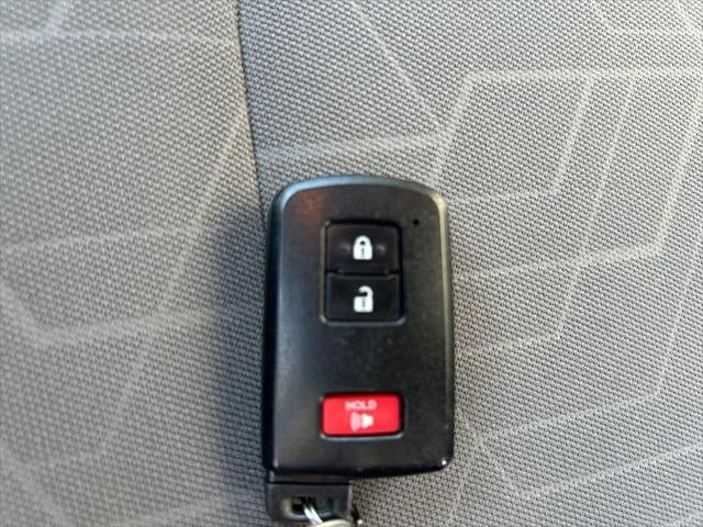 2023 Toyota TACOMA TRD SPORT TRD Sport 1 Owner V6