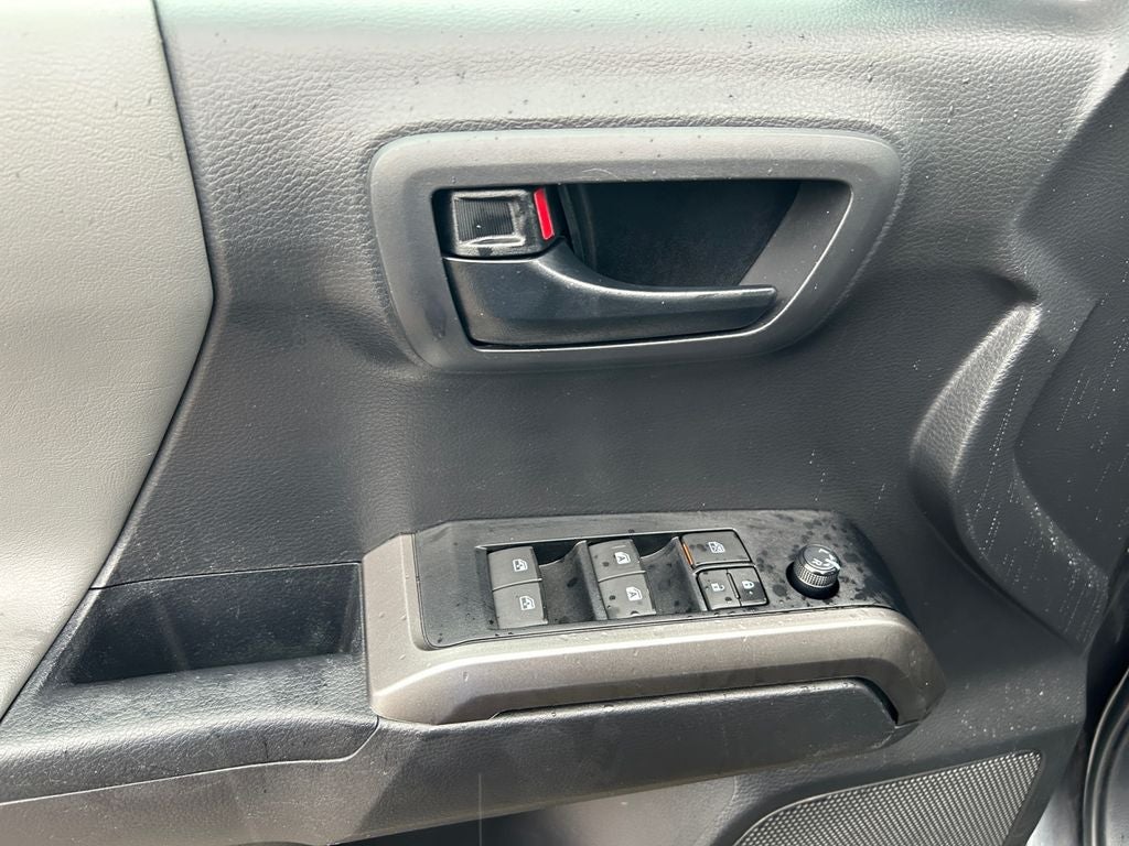 2023 Toyota TACOMA SR5 SR5 V6