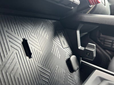 2025 Toyota TACOMA SR5 SR5