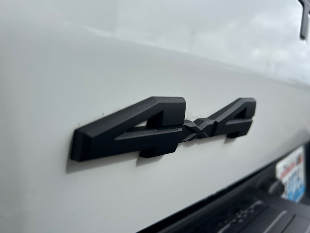 2025 Toyota TACOMA SR5 SR5