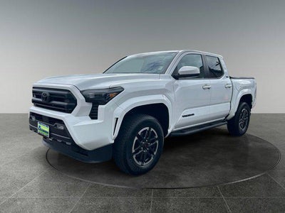 2025 Toyota TACOMA SR5 SR5