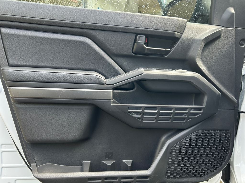 2024 Toyota TACOMA SR5 SR5