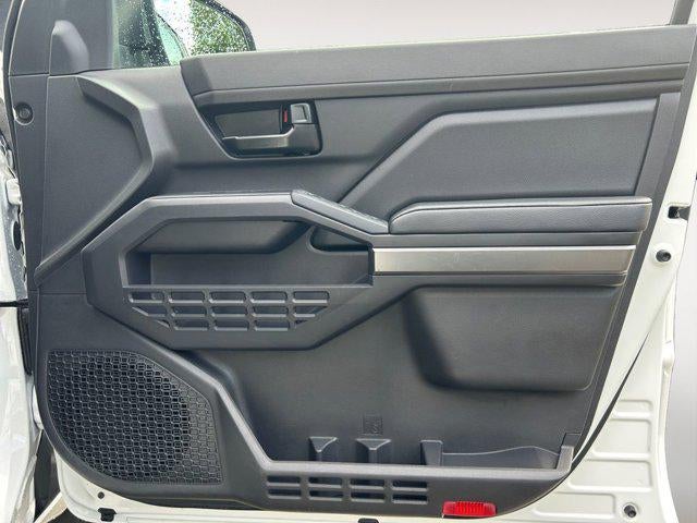 2024 Toyota TACOMA SR5 SR5