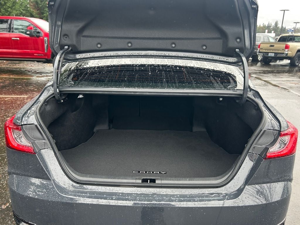 2025 Toyota CAMRY XLE