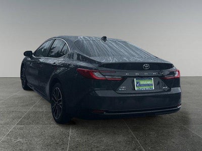2025 Toyota CAMRY XLE