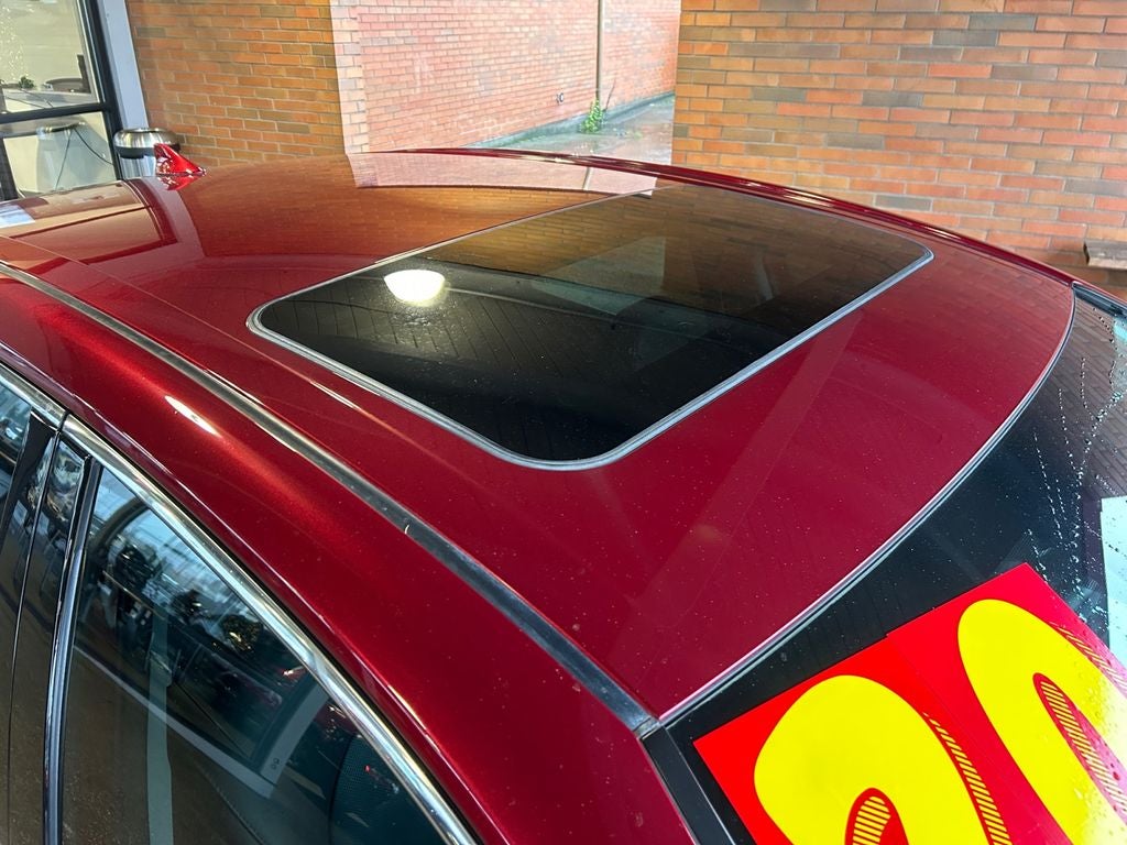 2020 Toyota Camry Hybrid XLE