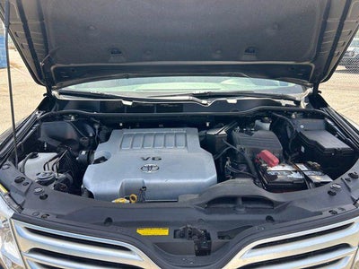 2011 Toyota VENZA Base 1 Owner/Bought here new