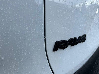 2021 Toyota RAV4 HYBRID LE 1 Owner